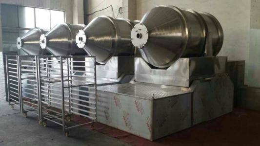二維運(yùn)動混合機(jī)